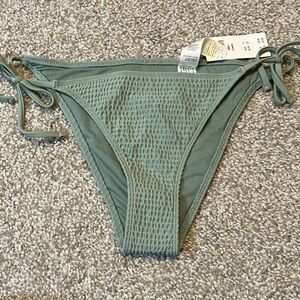 NWT HOLLISTER cheeky bikini bottom small seafoam green